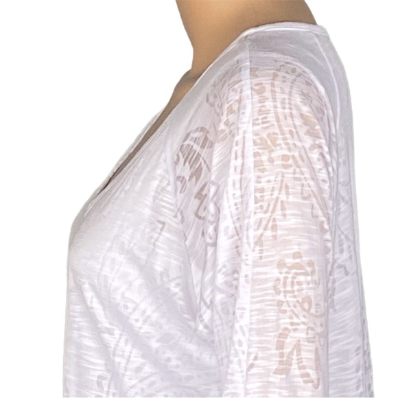 MIRACLEBODY by MIRACLESUIT white burnout fabric top over slimming tank top Large - Picture 6 of 13